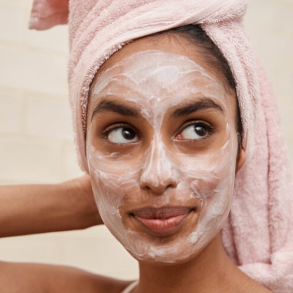 Caffienated Glow Mask - Picture 4 of 10